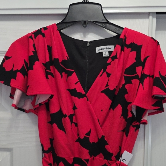 🌷Shelby & Palmer Women's Red and Black Floral Size-6 Dress, NWT - Picture 4 of 7
